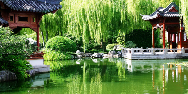 traditional chinese garden